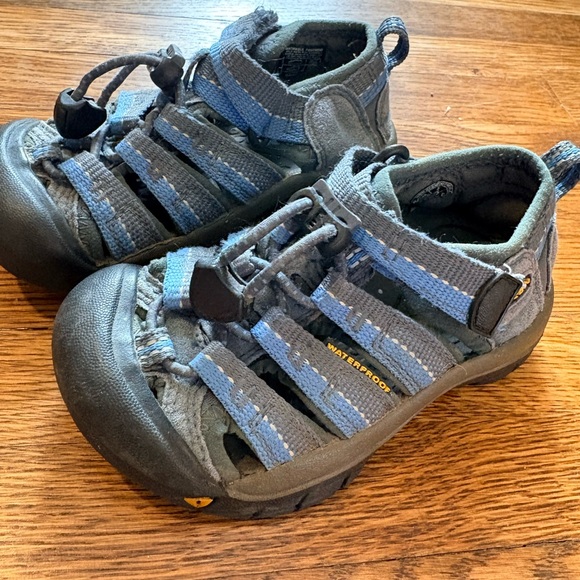 Keen Other - KEEN Boys Size 8 Waterproof Hiking Shoes Blue Gray Breathable Outdoor Sneakers